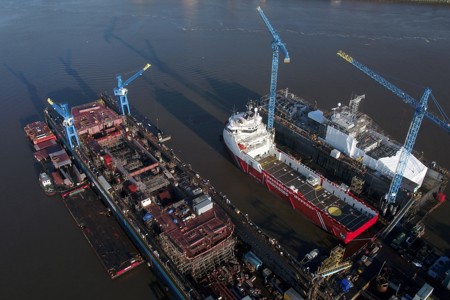 Conversion supply vessel 'KASTEELBORG' into walk to work vessel