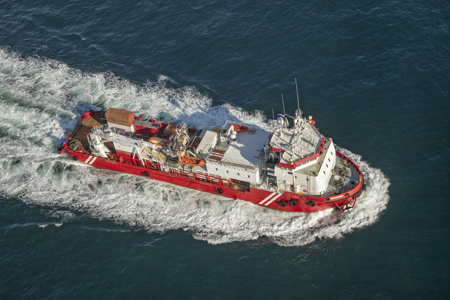Conversion icebreaker 'SERKEBORG' into diving support vessel