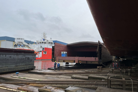 Inland vessel 'Romera' shortened with 20 meters